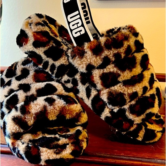 UGG Fluff Yeah leopard sling mule/slipper - Picture 1 of 3